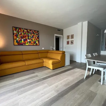 Baia Di Spartaia 5 Апартаменты *