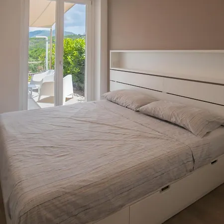 Baia Di Spartaia 5 * بروكيو