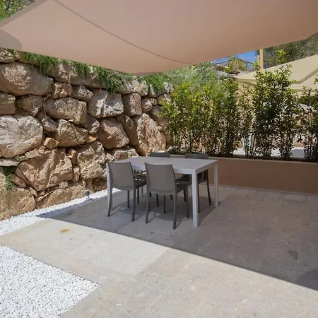 Baia Di Spartaia 5 شقة بروكيو
