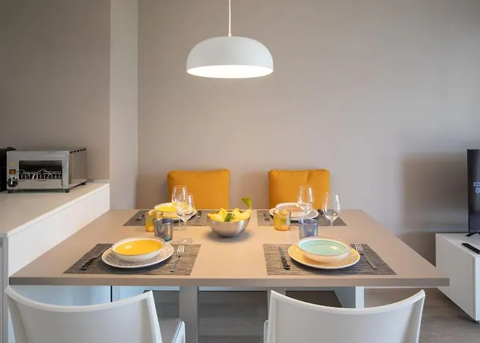 Baia Di Spartaia 5 Apartment