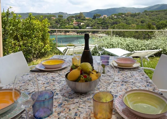 Baia Di Spartaia 5 Apartment *