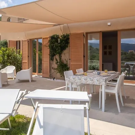 Apartment Baia Di Spartaia 5